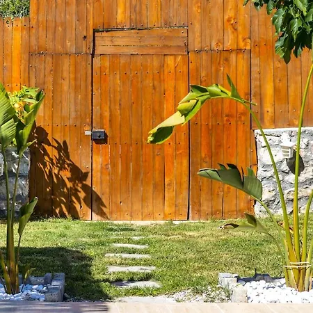 Very Cute Detached In Uezuemlue Village Of Kas *