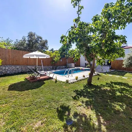 Very Cute Detached In Uezuemlue Village Of Kas Villa Caykoy
