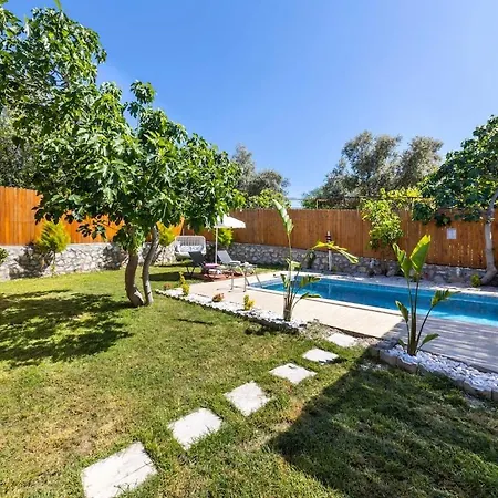 Very Cute Detached In Uezuemlue Village Of Kas Villa *